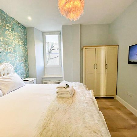 Beautiful 2Br, Private Entry In Vibrant Leith Apartment EDI Exterior foto